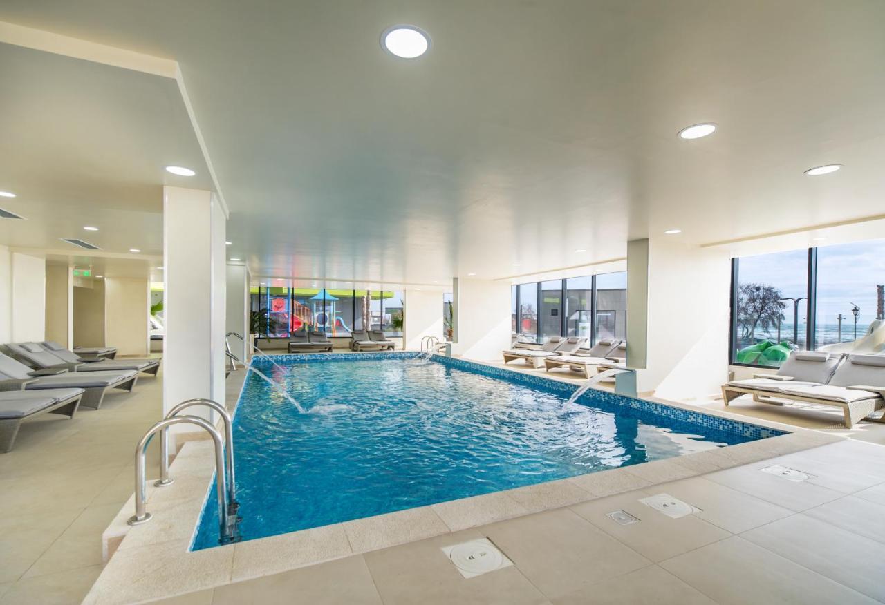 Sun Fantasea Apartment Spa N Pool Beach Resort Navodari Dış mekan fotoğraf